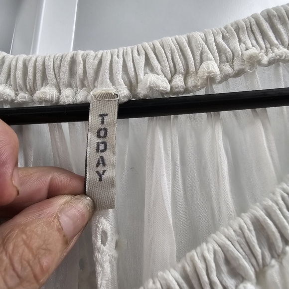 White over top by Today - Picture 5 of 7